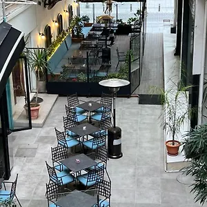 https://onar-apartment.larnacahotels.org