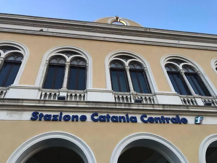 Apartament Binario 8 Catania Stazione Centrale